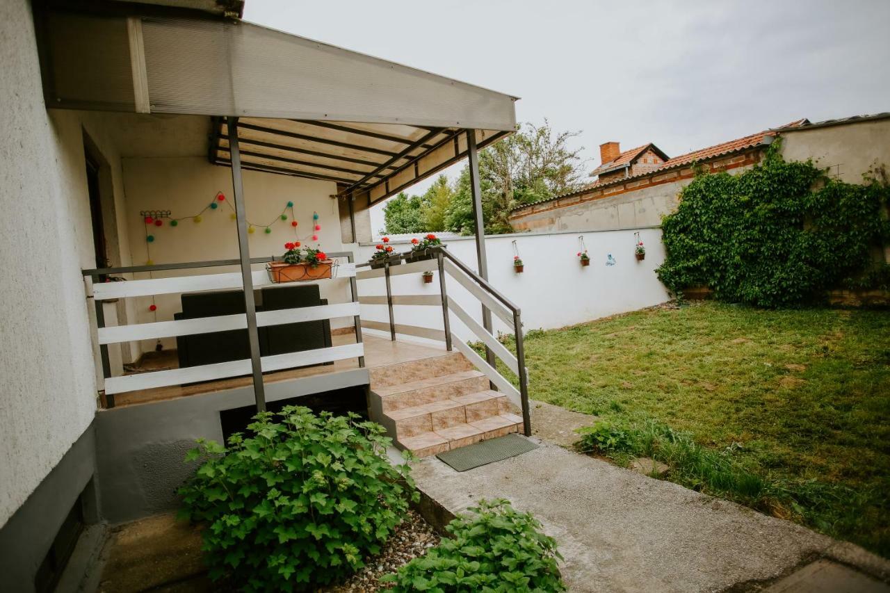 Petros Apartmani Vukovar Exteriér fotografie